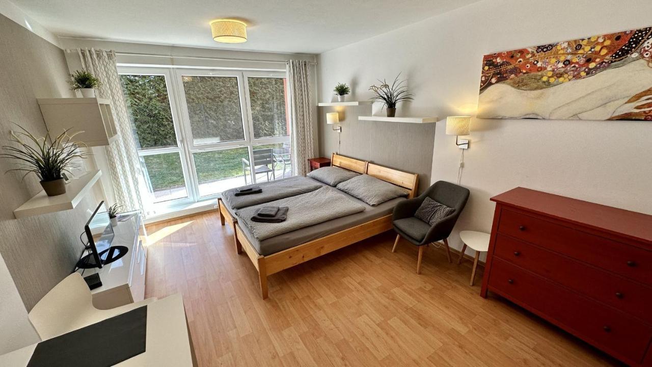 Ubytovani Trebon - Apartmany Rozmberk, Svet A Bastyr ภายนอก รูปภาพ