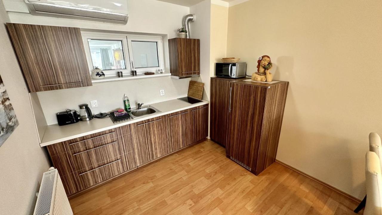 Ubytovani Trebon - Apartmany Rozmberk, Svet A Bastyr ภายนอก รูปภาพ