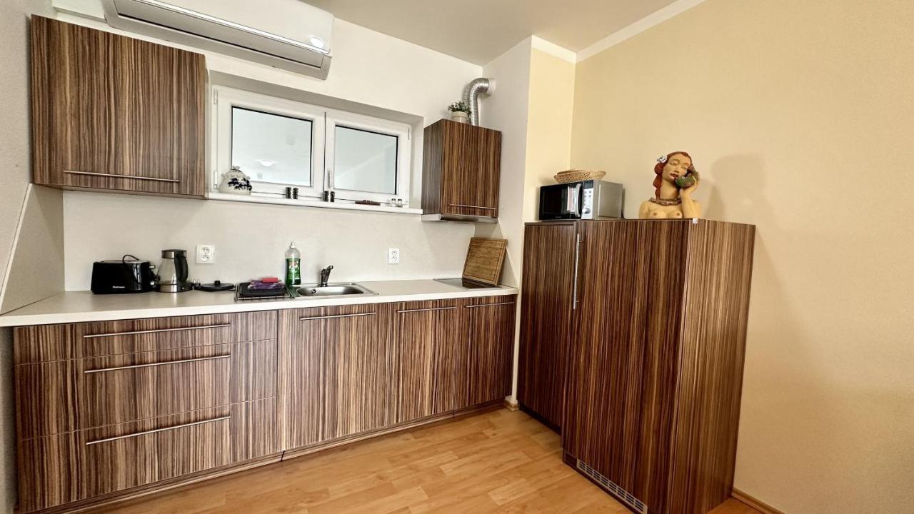 Ubytovani Trebon - Apartmany Rozmberk, Svet A Bastyr ภายนอก รูปภาพ