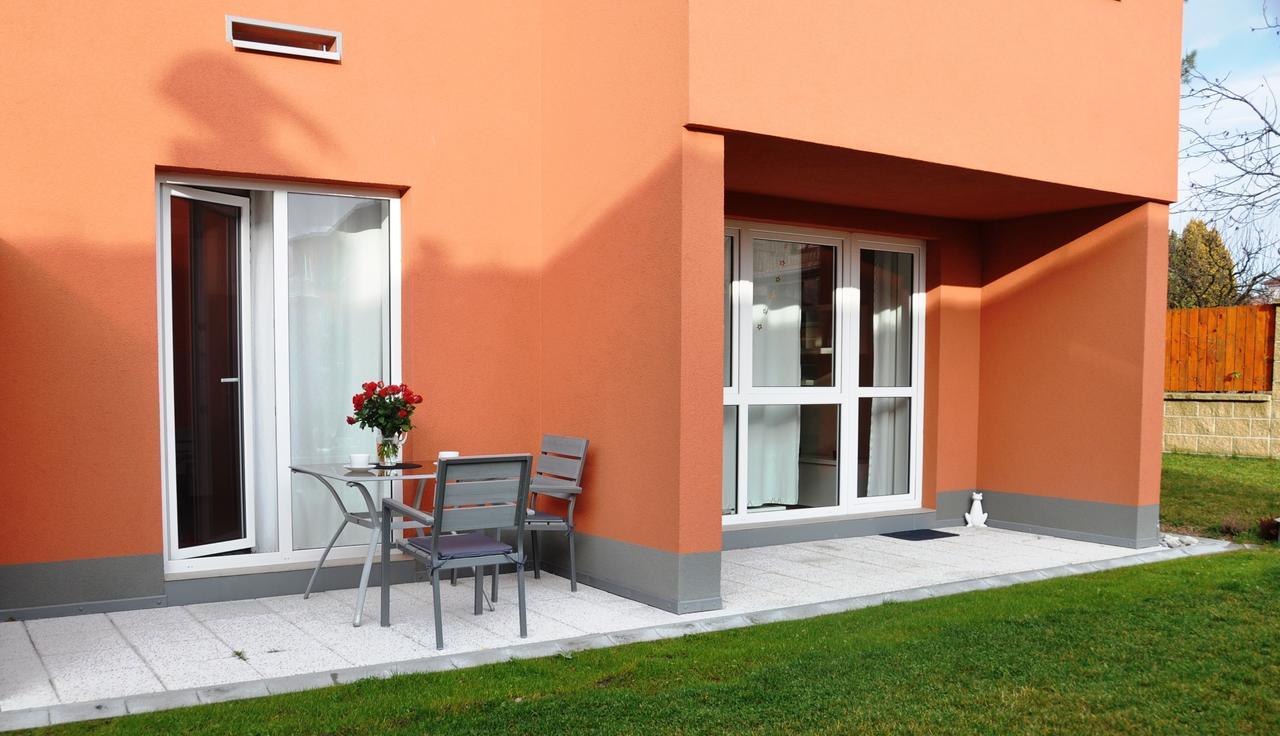 Ubytovani Trebon - Apartmany Rozmberk, Svet A Bastyr ภายนอก รูปภาพ